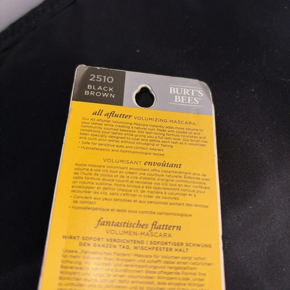 New & Sealed Burt's Bees All Aflutter Volumizing Mascara 2510 Black Brown .32 oz